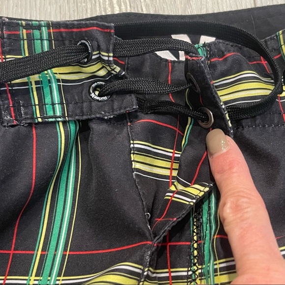 HURLEY Black and Green Plaid Board Shorts Swim Bottoms Size 32 - Picture 10 of 12